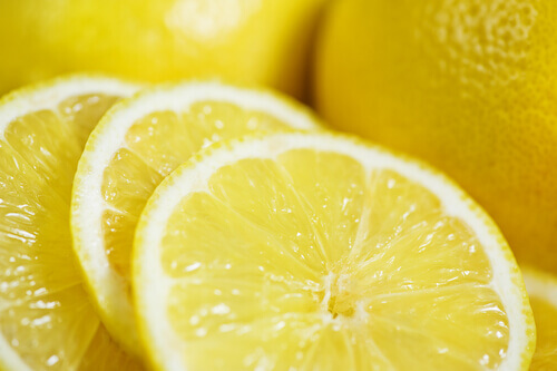 Как похудеть с помощью лимонов?
