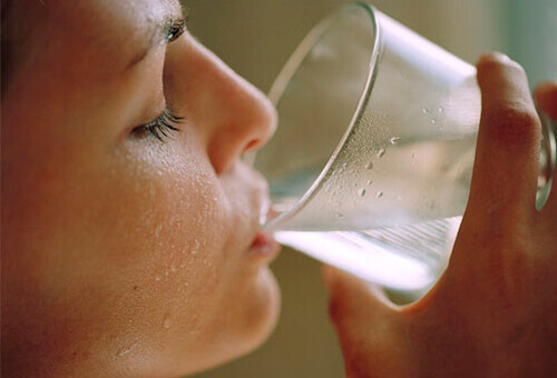 Плохо ли пить холодную воду?