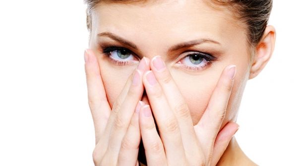 Полезные способы восстановления молодости кожи вокруг глаз