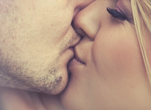 Поцелуи - это невероятная польза для здоровья